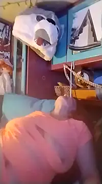 Snapshot of Fantasymaid80 chatting on 01-19-25, 12:49 Fantasymaid80 online show from 01-19-25, 12:49