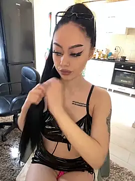 Snapshot of Gya_Rue chatting on 03-18-25, 09:52 Gya Rue online show from 03-18-25, 09:52