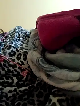 Snapshot of yasima-39 chatting on 12-16-24, 11:39 yasima-39 online show from 12-16-24, 11:39