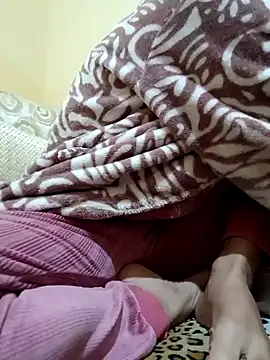 Snapshot of yasima-39 chatting on 12-30-24, 07:32 yasima-39 online show from 12-30-24, 07:32