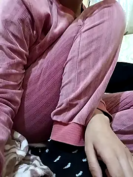 Snapshot of yasima-39 chatting on 01-05-25, 05:09 yasima-39 online show from 01-05-25, 05:09