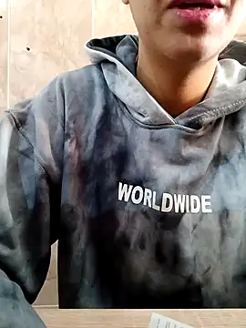 Snapshot of yasima-39 chatting on 01-24-25, 11:59 yasima-39 online show from 01-24-25, 11:59