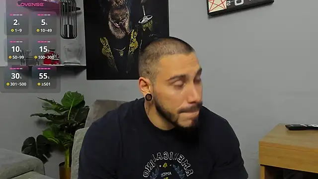 Giorgio-Leone online show from 12-18-25, 10:49