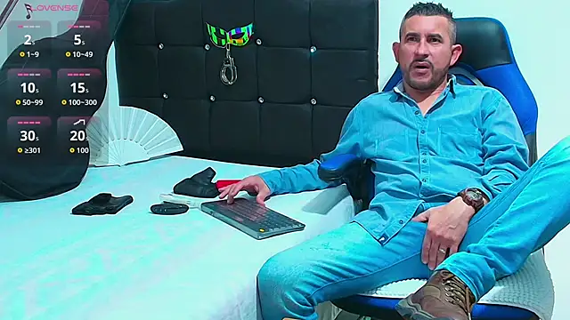 Yeol King online show from 10-25-25, 06:24