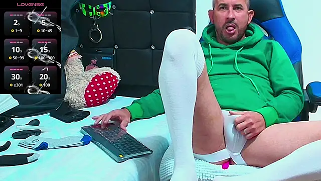 Yeol King online show from 04-05-26, 03:20