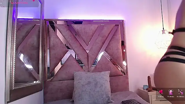 Naomi Brown1  online show from 11-07-25, 01:00