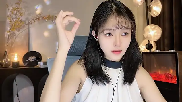 Snapshot of xiaodaibabyy chatting on 01-05-25, 01:47 xiaodaibabyy online show from 01-05-25, 01:47