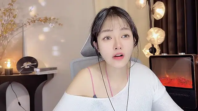 Snapshot of xiaodaibabyy chatting on 01-09-25, 02:18 xiaodaibabyy online show from 01-09-25, 02:18
