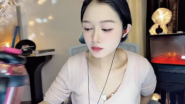 Snapshot of xiaodaibabyy chatting on 02-13-25, 04:39 xiaodaibabyy online show from 02-13-25, 04:39
