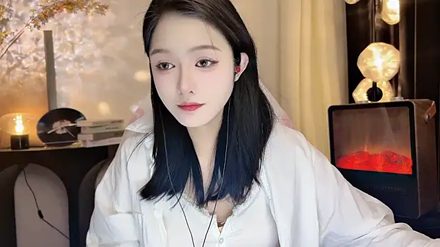 Snapshot of xiaodaibabyy chatting on 02-24-25, 01:21 xiaodaibabyy online show from 02-24-25, 01:21