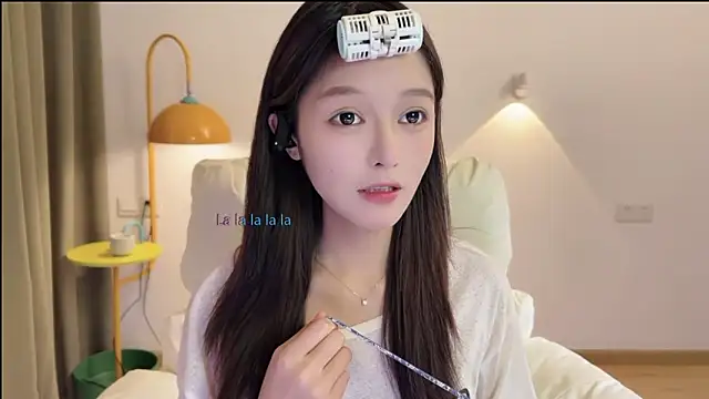 Snapshot of xiaodaibabyy chatting on 09-19-25, 07:54 xiaodaibabyy online show from 09-19-25, 07:54