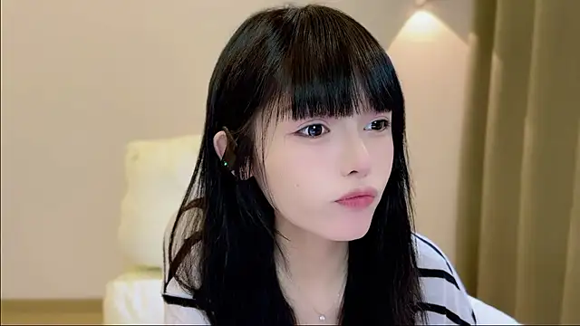 Snapshot of xiaodaibabyy chatting on 10-06-25, 01:41 xiaodaibabyy online show from 10-06-25, 01:41