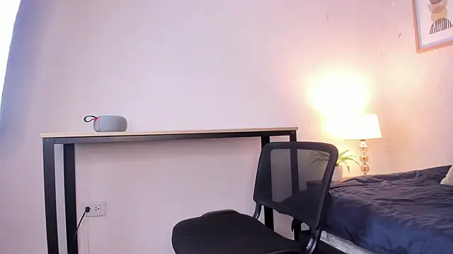 Caroline dh online show from 01-17-26, 11:37