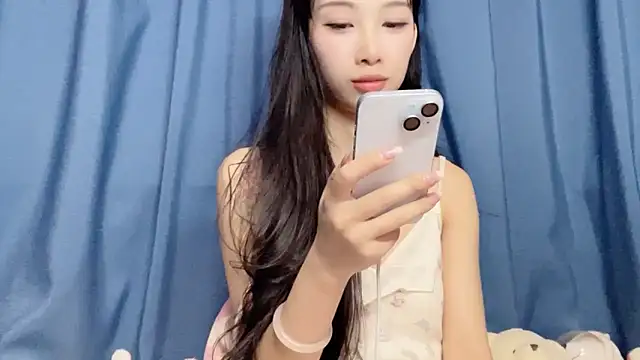 Lili-2 online show from 04-01-26, 02:03