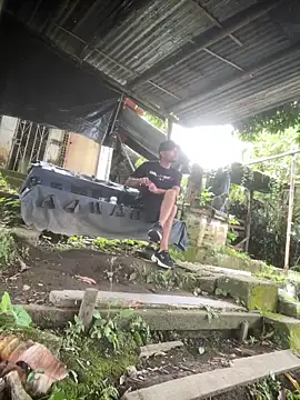 Jestebanano online show from 03-29-26, 11:54