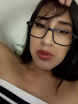 Snapshot of AleFantasy0001 chatting on 03-03-25, 07:49 AleFantasy0001 online show from 03-03-25, 07:49