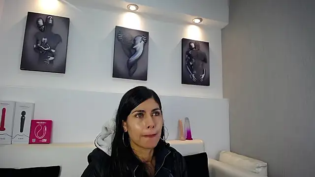 Melodi Roux online show from 02-04-26, 12:33