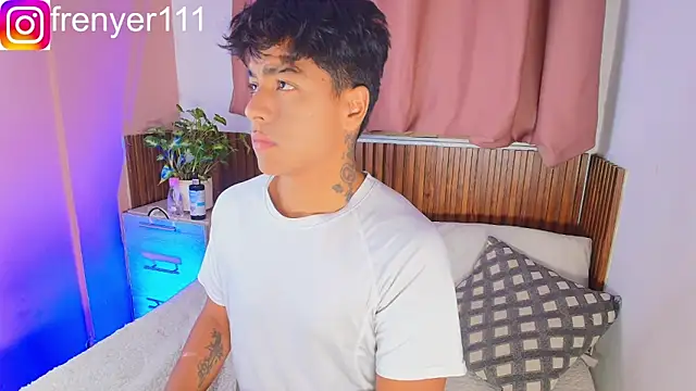 kiing azahell online show from 04-11-26, 03:00