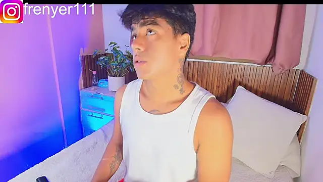 kiing azahell online show from 04-18-26, 02:37