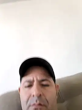 Marciogrei online show from 11-18-25, 06:34