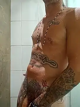 Snapshot of rolesexy chatting on 03-13-25, 09:37 rolesexy online show from 03-13-25, 09:37