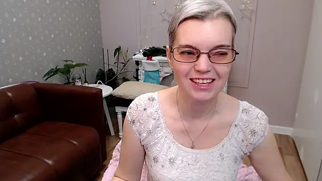 Cutie Erikaa1 online show from 01-11-26, 02:27