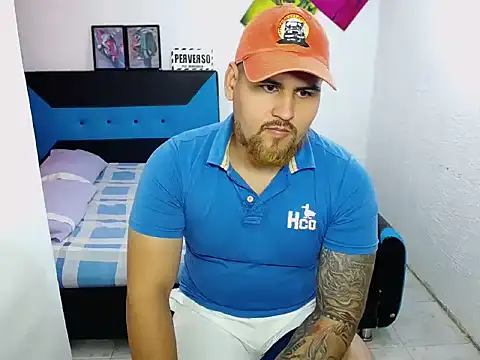 Snapshot of pitbullveryhot chatting on 12-07-24, 07:10 pitbullveryhot online show from 12-07-24, 07:10