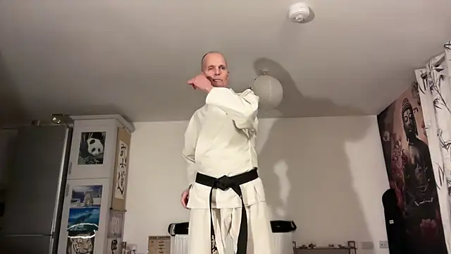 TowaFreespirit online show from 03-08-26, 01:03