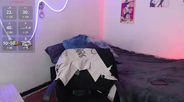 Snapshot of katianzayn chatting on 12-06-24, 05:31 katianzayn online show from 12-06-24, 05:31