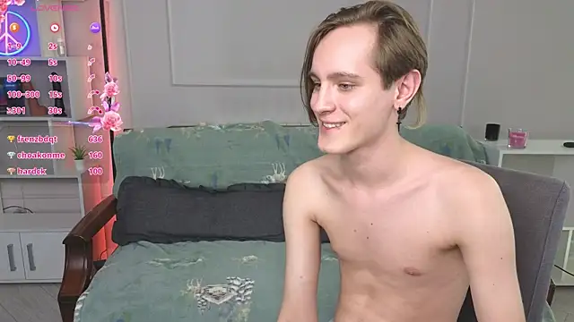 Snapshot of nikompell chatting on 01-12-25, 03:17 nikompell online show from 01-12-25, 03:17