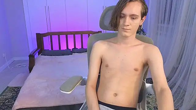 Snapshot of nikompell chatting on 01-22-25, 03:09 nikompell online show from 01-22-25, 03:09