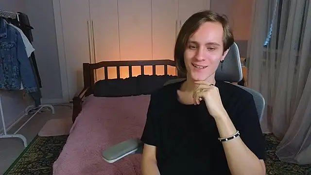 Snapshot of nikompell chatting on 02-23-25, 03:24 nikompell online show from 02-23-25, 03:24