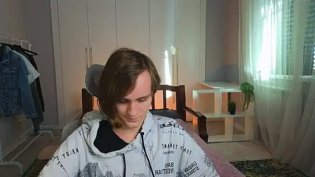 Snapshot of nikompell chatting on 03-17-25, 02:30 nikompell online show from 03-17-25, 02:30