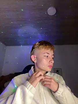 nico 18x online show from 01-28-25, 02:11