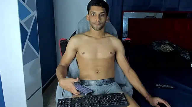 Snapshot of mike_shelby21 chatting on 01-01-25, 11:27 mike shelby21 online show from 01-01-25, 11:27