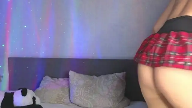 Snapshot of Erotic_Ann chatting on 06-27-26, 02:34 Erotic Ann online show from 06-27-26, 02:34