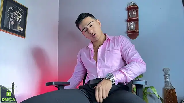 Snapshot of Adrian_Mill3r chatting on 09-27-25, 05:29 Adrian Mill3r online show from 09-27-25, 05:29