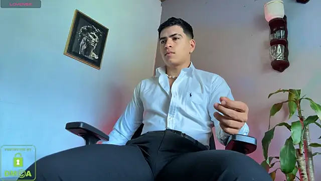 Adrian Mill3r online show from 11-04-25, 04:50