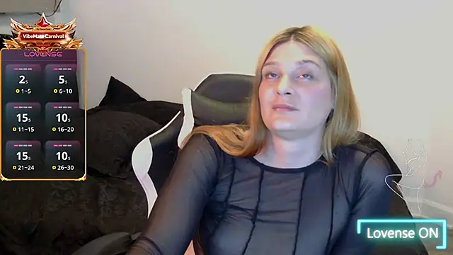 Snapshot of RubyLaStar chatting on 07-10-26, 11:51 RubyLaStar online show from 07-10-26, 11:51