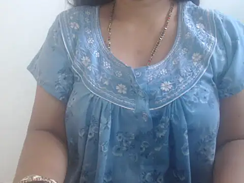 Snapshot of Jannat_ji chatting on 07-13-26, 10:29 Jannat ji online show from 07-13-26, 10:29