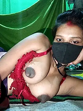 Hoty girl 143 online show from 03-31-26, 12:45