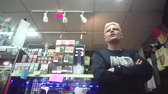 jadegilf1 online show from 04-12-26, 06:57