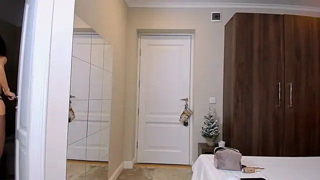 aiissh online show from 02-24-25, 10:14