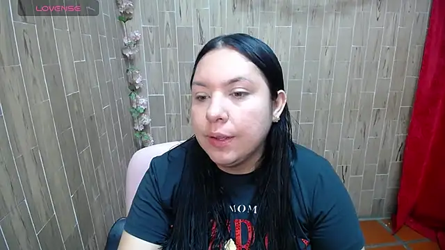 solyeria online show from 02-25-26, 01:59