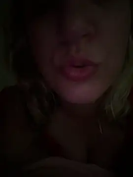 Snapshot of Bia_sexynovaes chatting on 02-04-25, 07:18 Bia sexynovaes online show from 02-04-25, 07:18