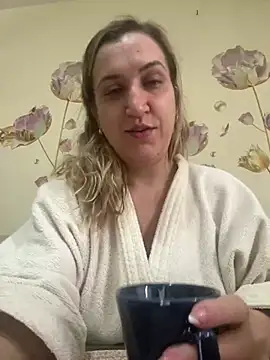 Snapshot of Bia_sexynovaes chatting on 07-07-26, 12:42 Bia sexynovaes online show from 07-07-26, 12:42