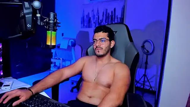 BrunoD31 online show from 04-09-26, 06:19