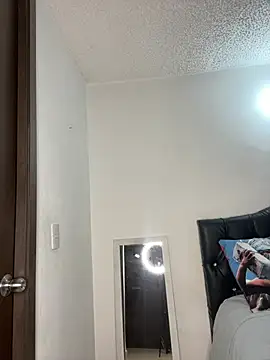 sophijenner online show from 02-18-25, 04:58