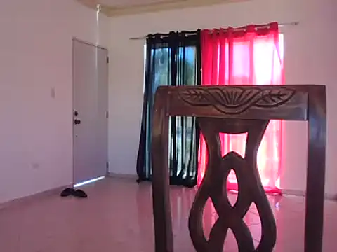 Snapshot of adele-33 chatting on 02-24-25, 02:04 adele-33 online show from 02-24-25, 02:04