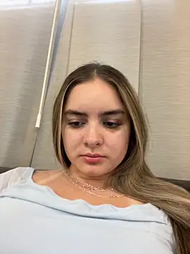 imlindapink online show from 10-04-25, 05:44